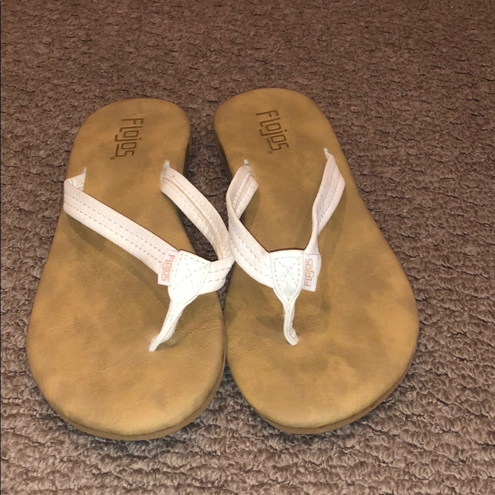 White flojo flip flops